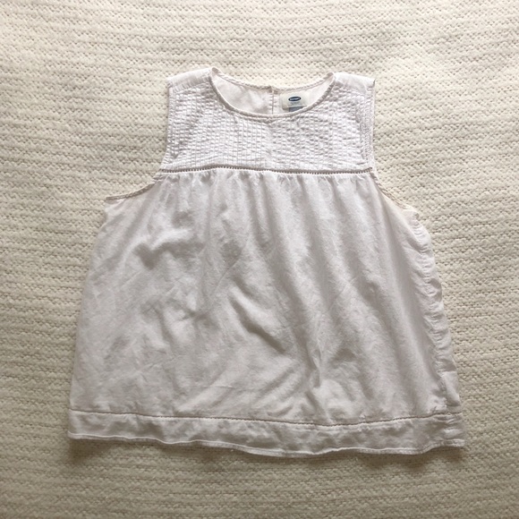 White sleeveless cotton top - Picture 6 of 7